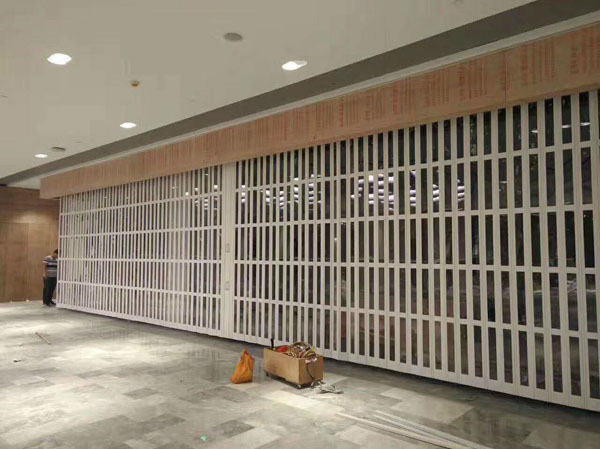 大型商場水晶折疊門